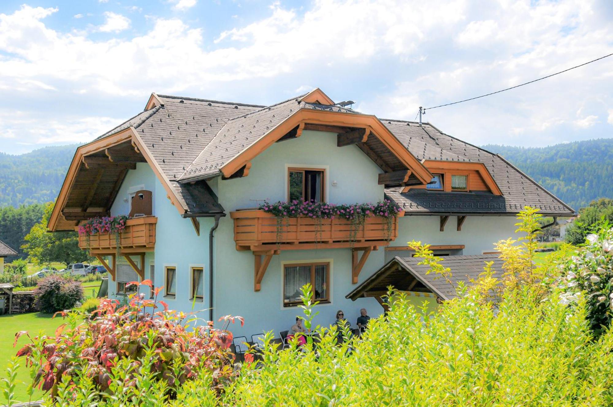 Am Haus Spitzer